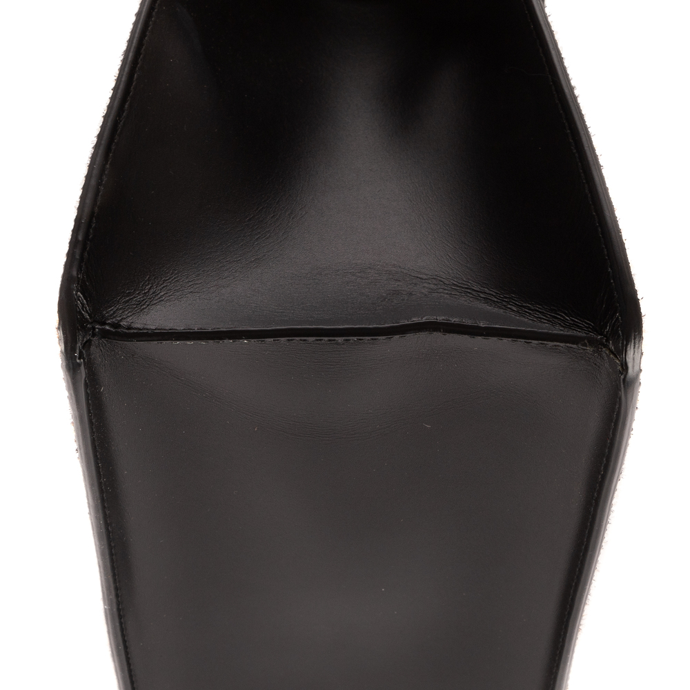 Gucci Medium Sylvie - Picture 7 of 11